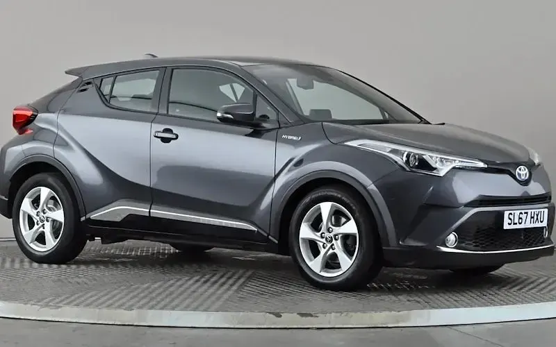 Used Toyota C-HR 122 HP (89 kW) 2019 SUV