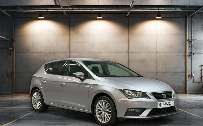 Begagnad Seat Leon SE Dynamic 116 HK (85 kW) 2020 Halvkombi