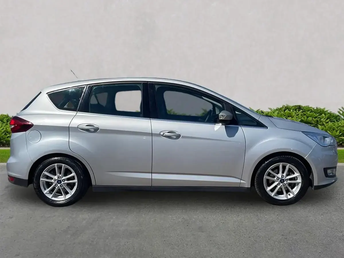 Used Ford C-MAX Zetec 2017 Silver MPV