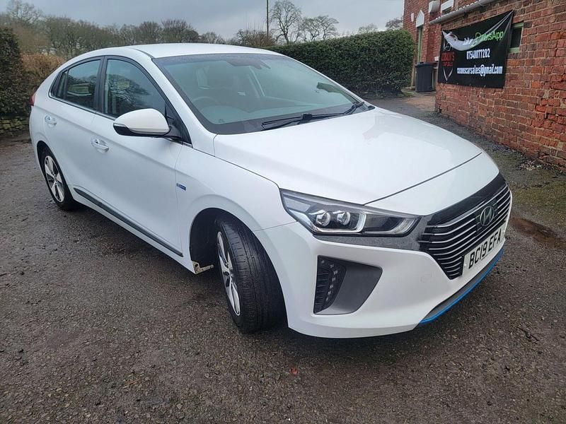 Used Hyundai Ioniq Premium 141 HP (103 kW) 2019 White Hatchback