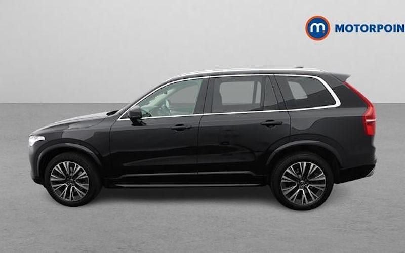Used Volvo XC90 Momentum 235 HP (172 kW) 2021 SUV