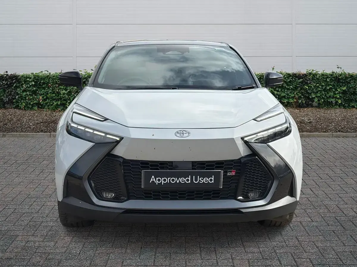 Used Toyota C-HR Sport 2025 Grey/black SUV