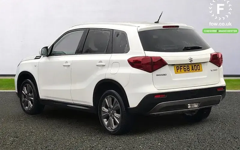 Used Suzuki Vitara SZ-T 112 HP (82 kW) 2018 White SUV