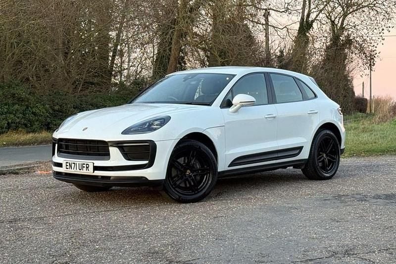White Used 2021 Porsche Macan SUV | £41,948 (Super price) - Image 1/1