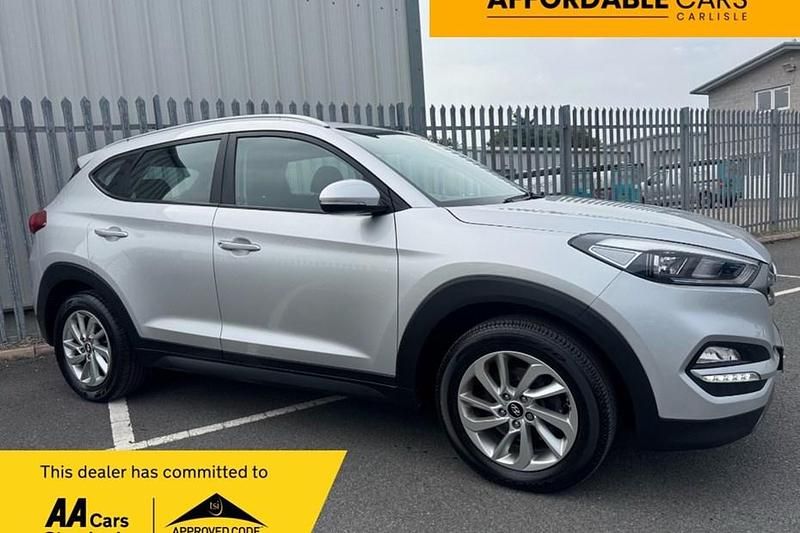 Silver Used 2016 Hyundai Tucson SE SUV | £9,450 (Fair price) - Image 1/1
