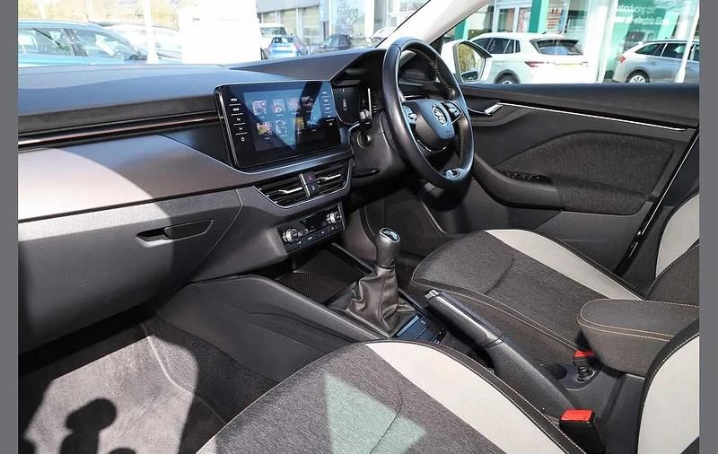 Used Skoda Scala SE L 147 HP (108 kW) 2021 Moon white metallic Hatchback