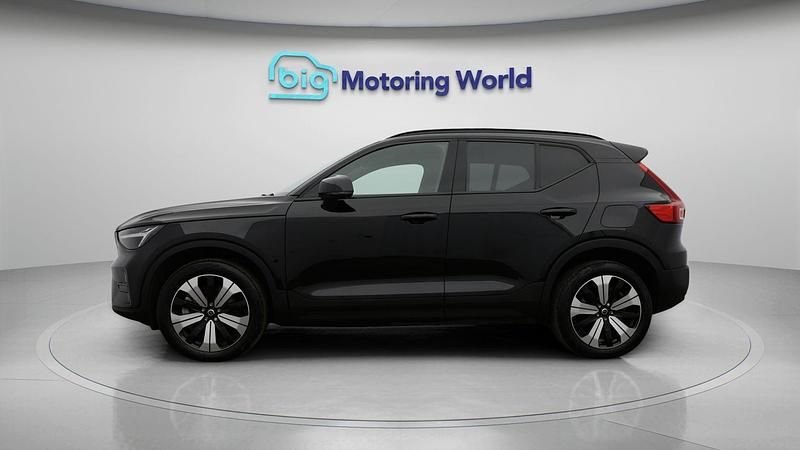 Used Volvo XC40 Core 300 kW (408 HP) 2022 Black SUV