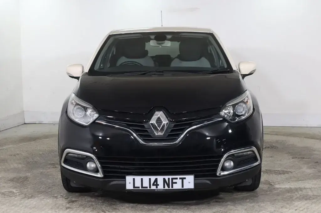Used Renault Captur Dynamique 90 HP (66 kW) 2014 Black SUV