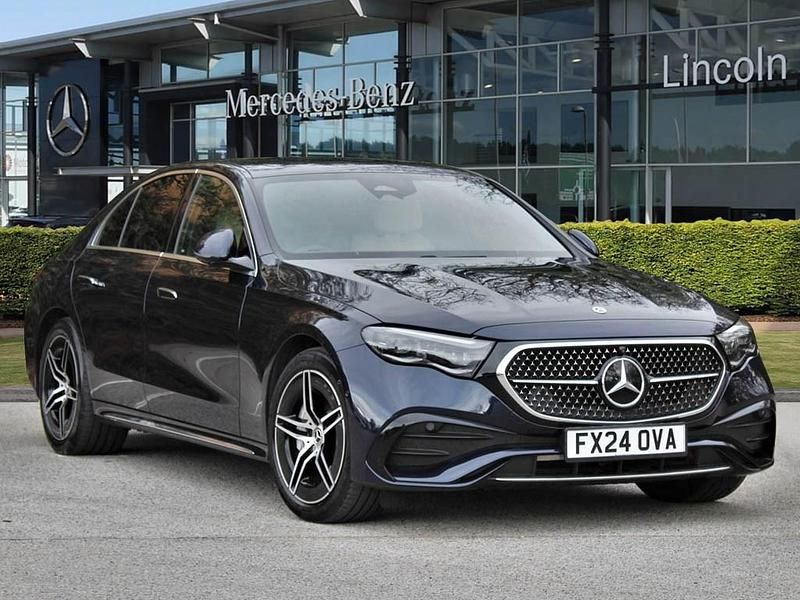 Used Mercedes E300 AMG Line Premium 313 HP (230 kW) 2024 Blue Sedan
