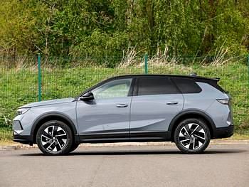 New Vauxhall Grandland X 145 HP (106 kW) 2026 Two coat metallic  graphic grey SUV