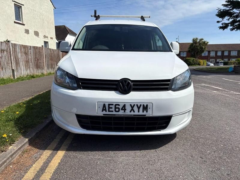 Begagnad VW Caddy Startline 102 HK (75 kW) 2014 Vit Minibuss