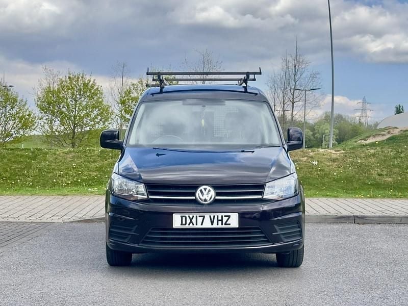 Used VW Caddy Trendline 102 HP (75 kW) 2017 Purple MPV