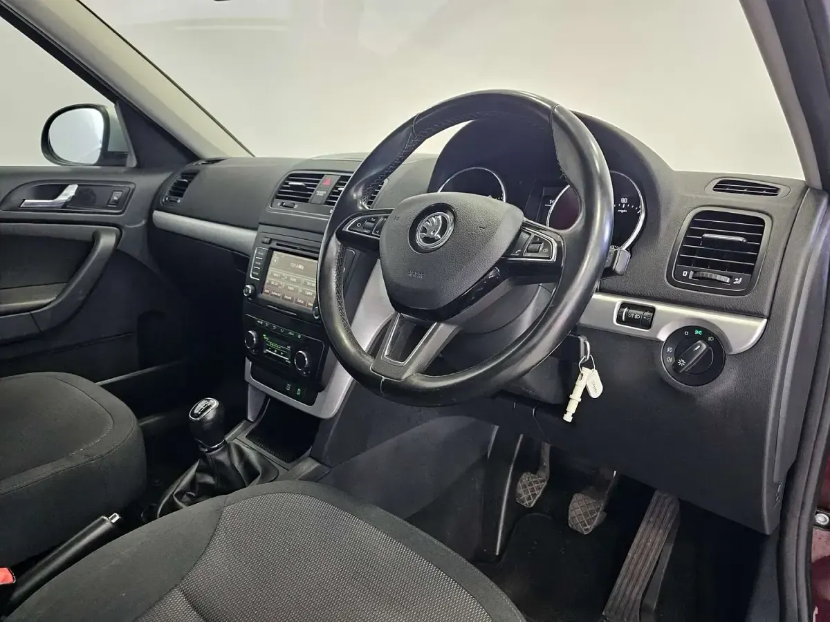 Used Skoda Yeti Outdoor SE 2014 Maroon SUV