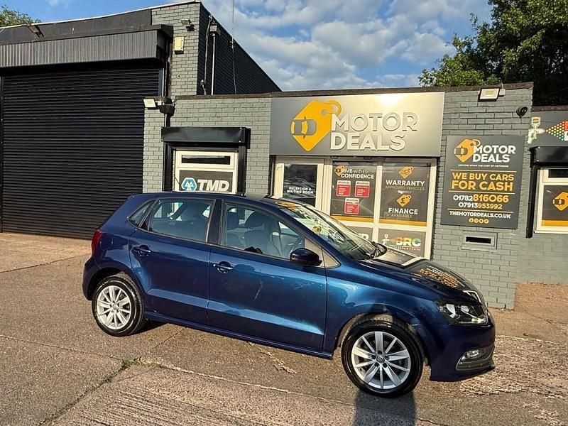 Blue Used 2015 VW Polo SE Hatchback | £7,895 (Fair price) - Image 1/4
