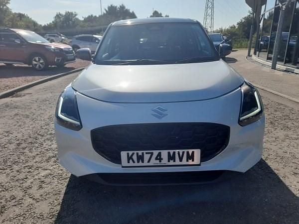Used Suzuki Swift 82 HP (60 kW) 2024 White Hatchback