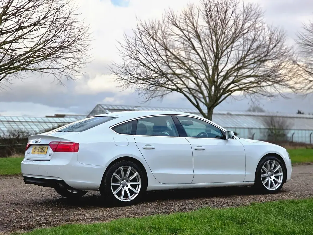 Used Audi A5 Sportback Business 2015 White Hatchback