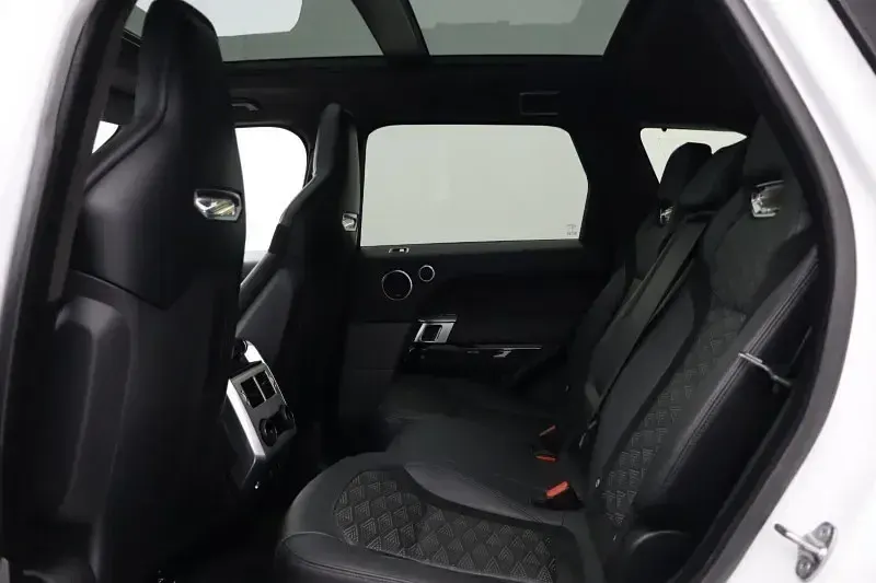Used Land Rover Range Rover Sport SVR 575 HP (422 kW) 2021 White SUV