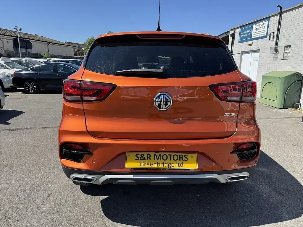 Used MG ZS 2024 Orange SUV