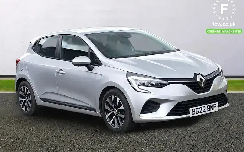Used Renault Clio Iconic 90 HP (66 kW) 2022 Hatchback