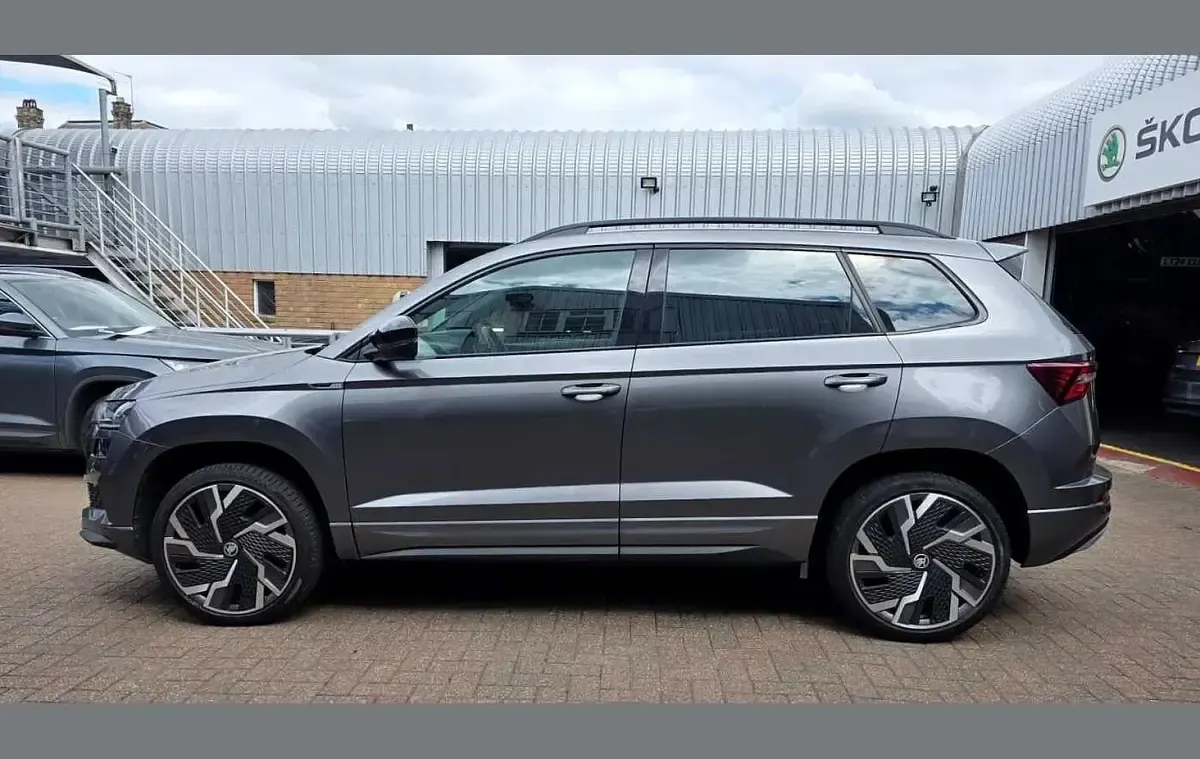 Used Skoda Karoq SportLine 150 HP (110 kW) 2022 Graphite grey metallic SUV