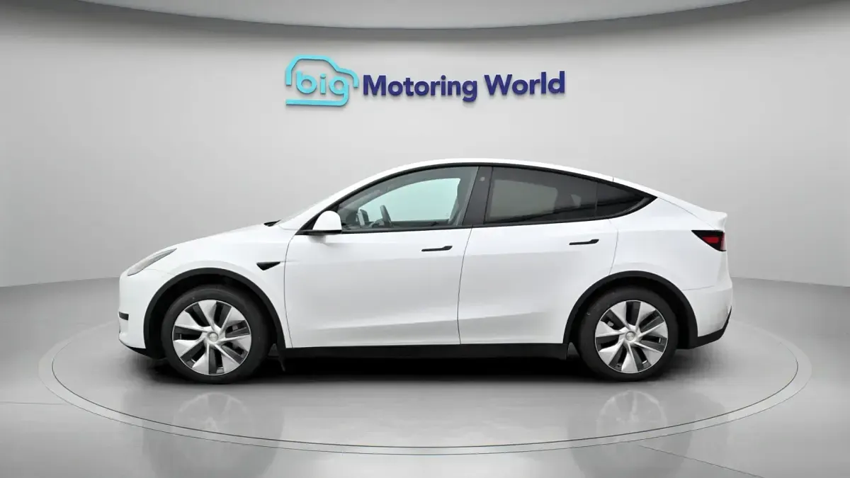 Used Tesla Model Y RWD 254 kW (346 HP) 2023 White SUV