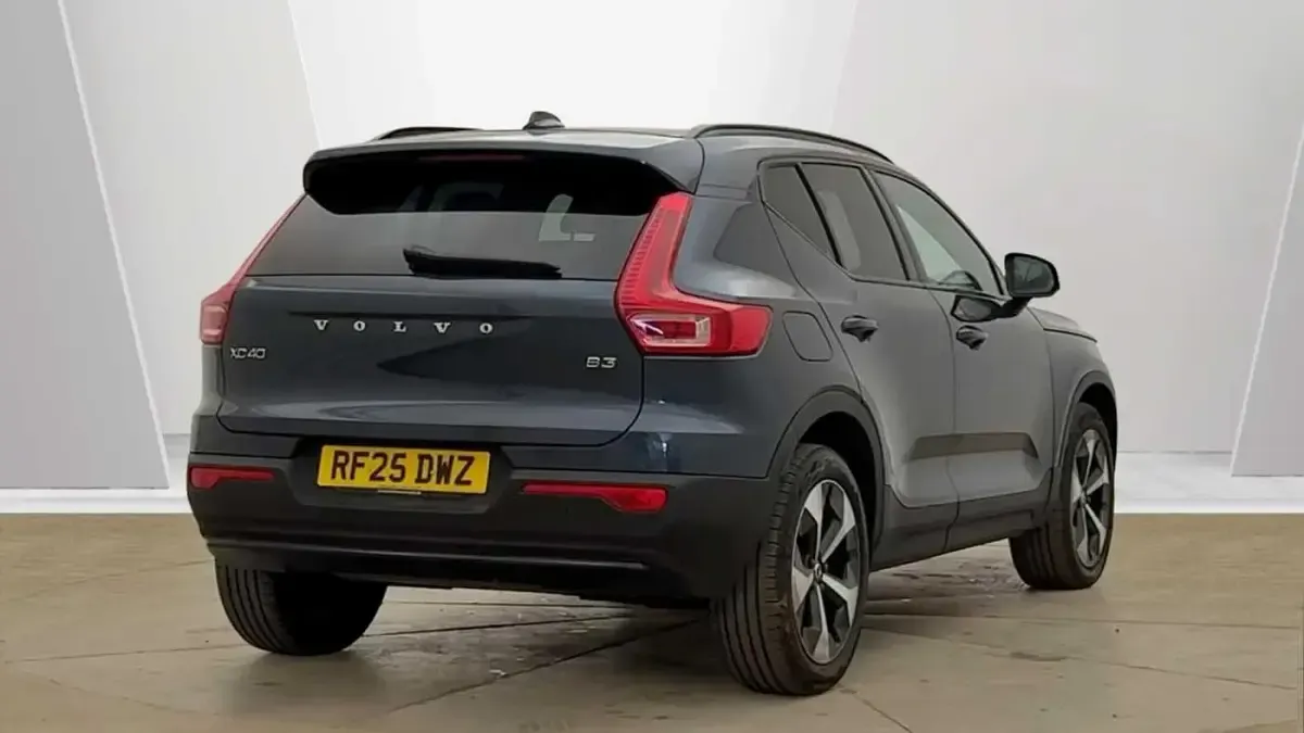 Used Volvo XC40 Plus 161 HP (118 kW) 2026 SUV