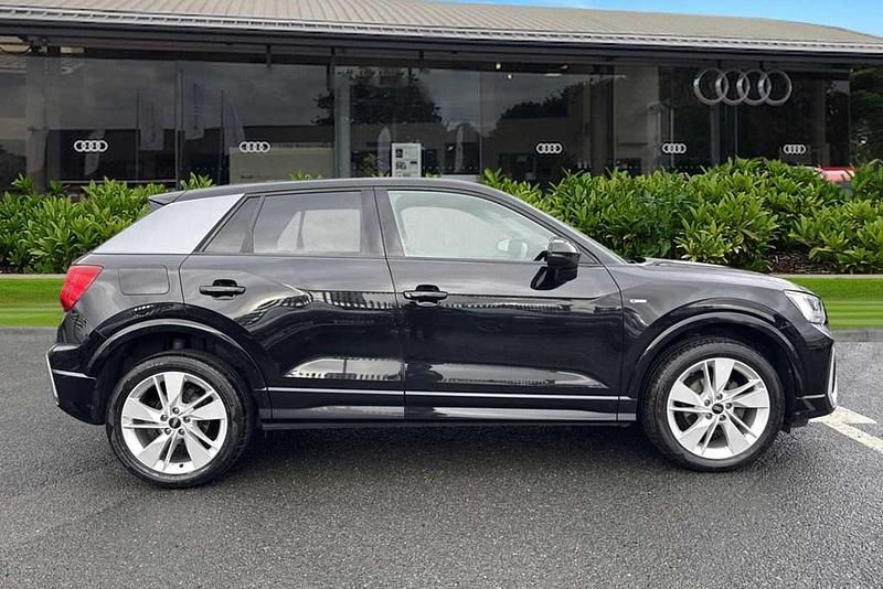 Used Audi Q2 S-Line 150 HP (110 kW) 2024 Black SUV