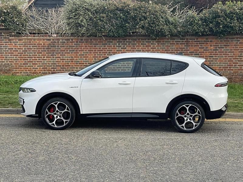 New Alfa Romeo Tonale Veloce 174 HP (127 kW) 2026 SUV