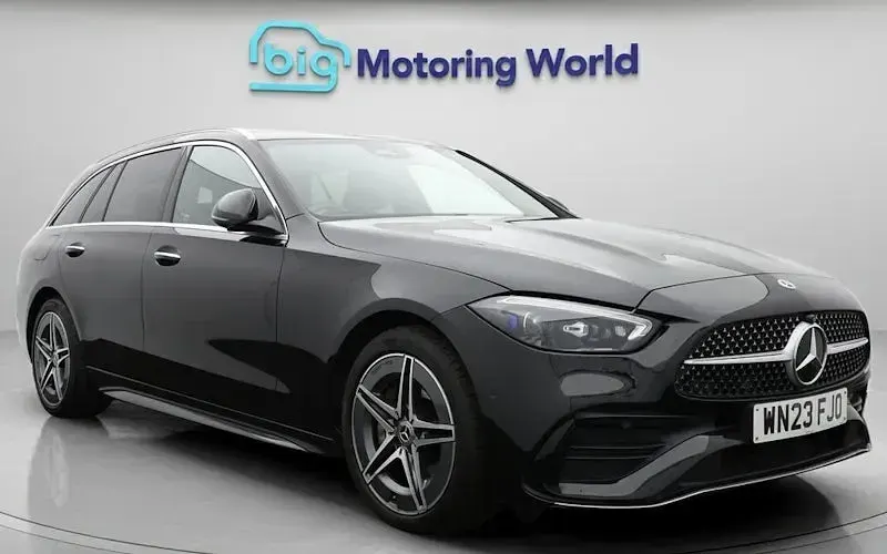 Used Mercedes C300e AMG Line Premium Plus 313 HP (230 kW) 2025 Estate