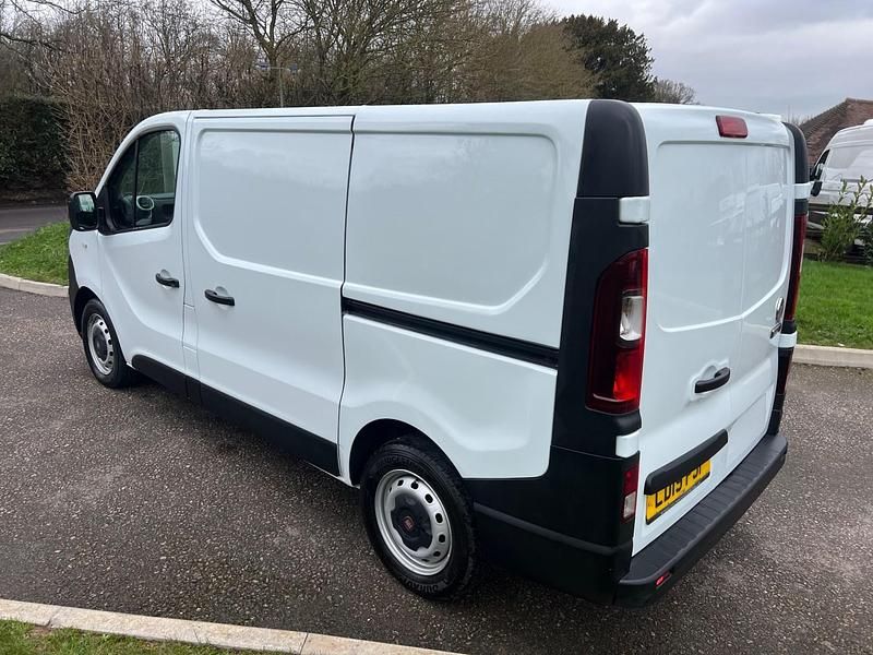 Used Fiat Talento 120 HP (88 kW) 2019 White MPV