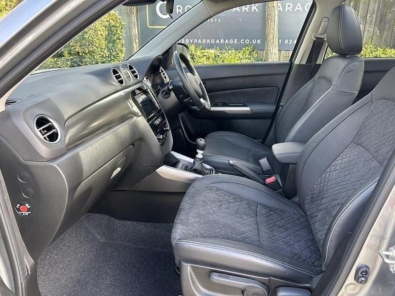 Used Suzuki Vitara SZ5 129 HP (94 kW) 2023 Grey SUV