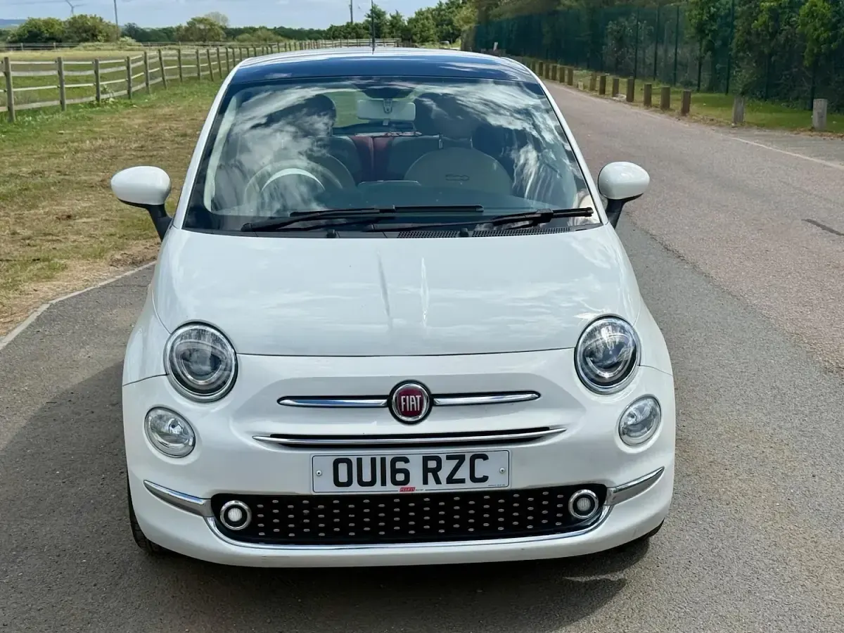 Used Fiat 500 Lounge 2016 White Hatchback