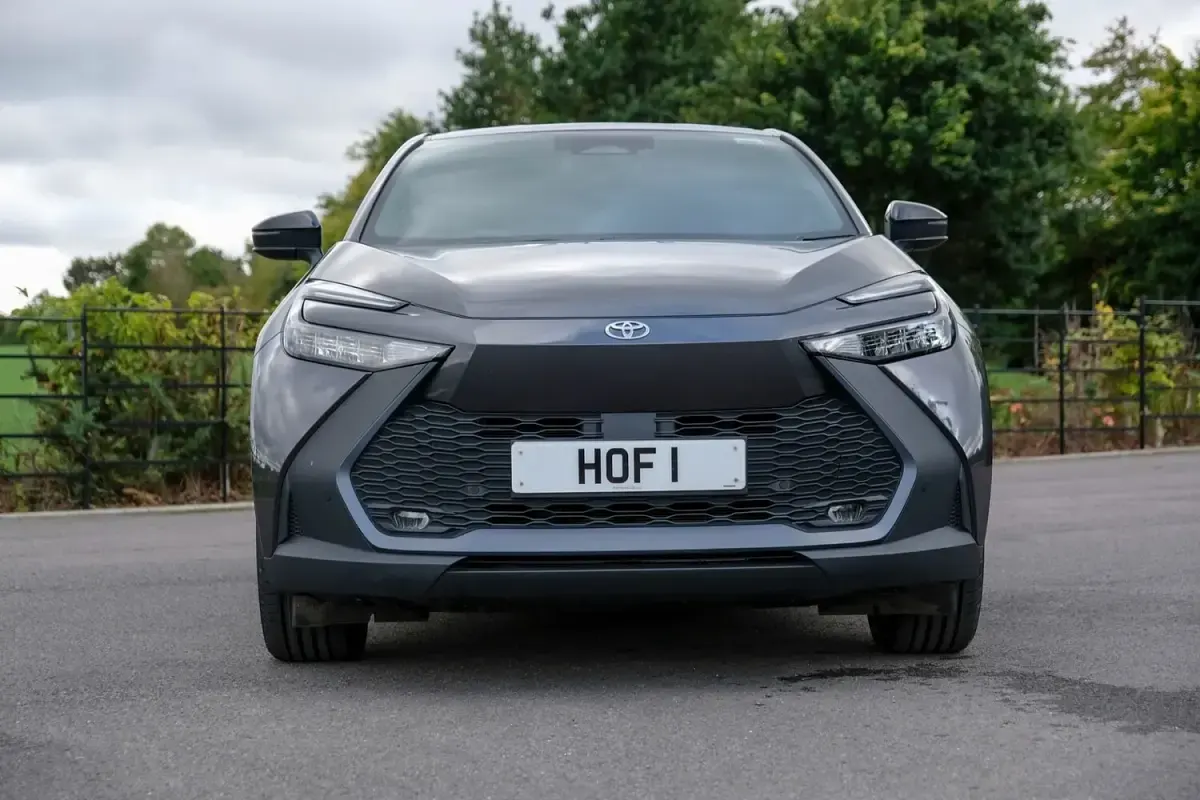 Used Toyota C-HR Design 198 HP (145 kW) 2024 Grey SUV