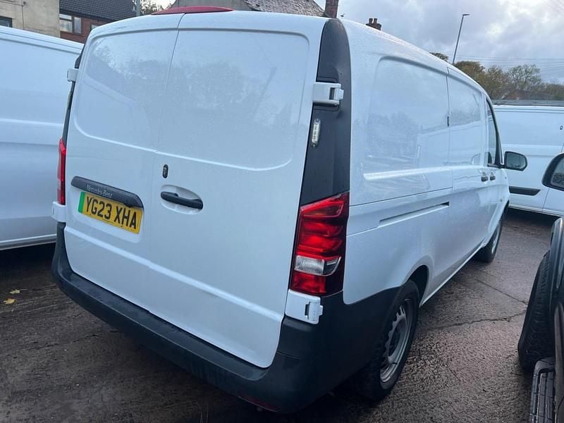Used Mercedes e-Vito Progressive 85 kW (116 HP) 2023 White MPV