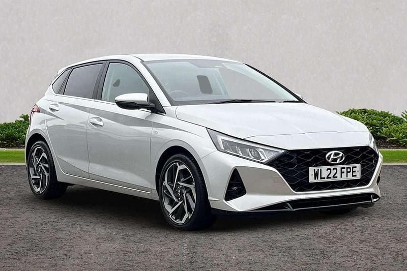 Silver Used 2022 Hyundai i20 Premium Hatchback | £15,384 (Fair price) - Image 1/4