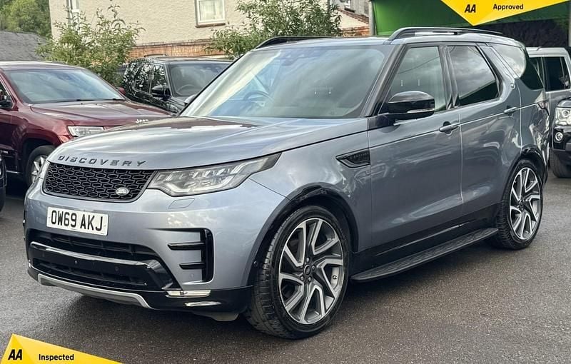 Blue Used 2020 Land Rover Discovery 5 HSE SUV | £28,995 (Super price) - Image 1/4