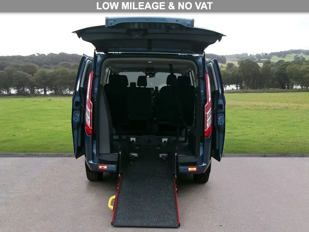 Used Ford Tourneo 2019 Blue MPV