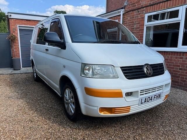 White Used 2004 VW T5 Van | £5,995 (Good price) - Image 1/4