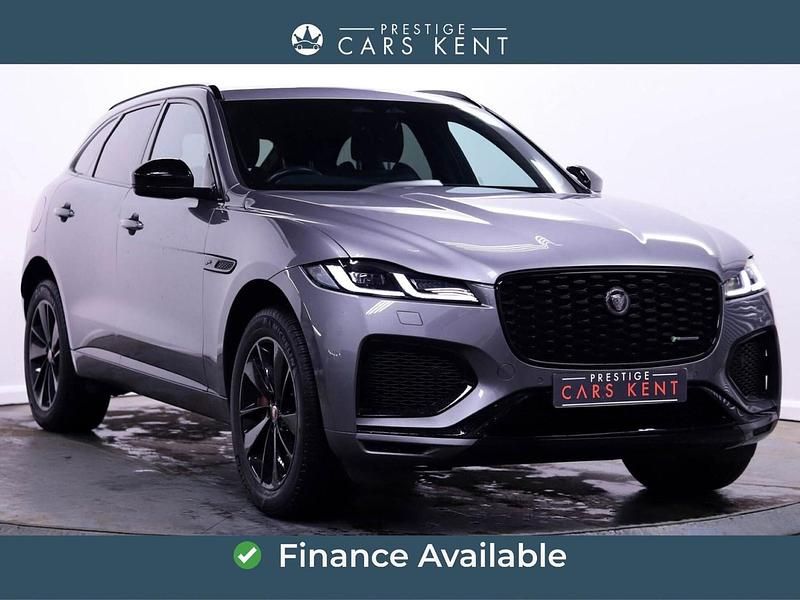 Begagnad Jaguar F-Pace R-Dynamic 404 HK (297 kW) 2022 Grå SUV