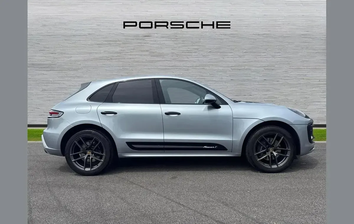 Used Porsche Macan 265 HP (194 kW) 2023 Silver SUV