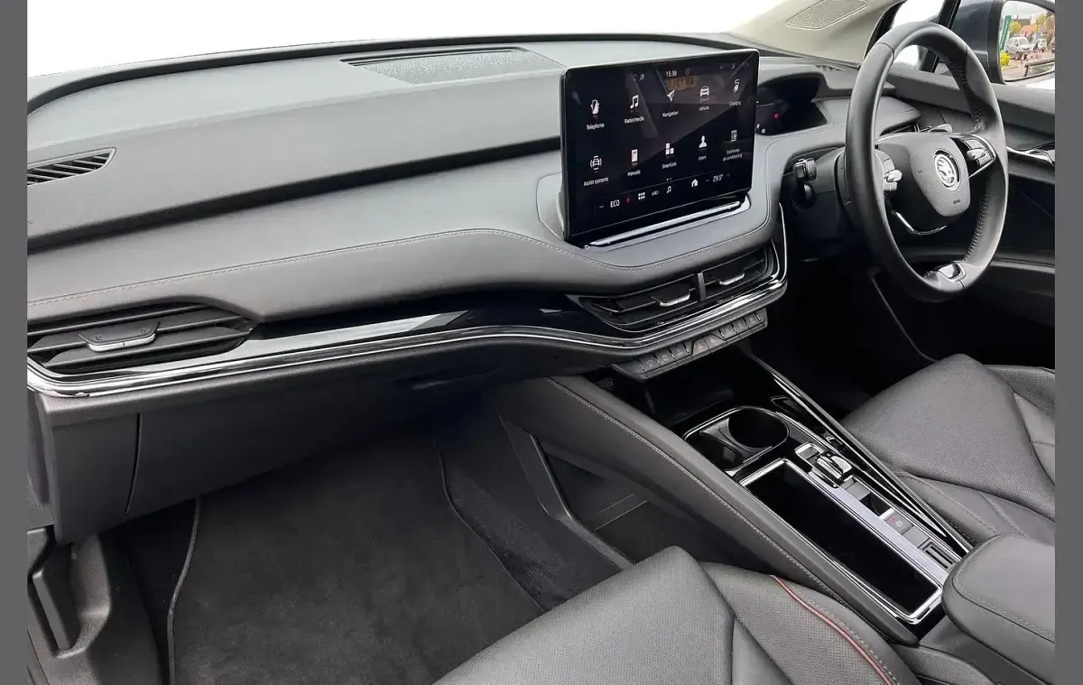 Used Skoda Enyaq iV Suite 150 kW (204 HP) 2021 Grey SUV
