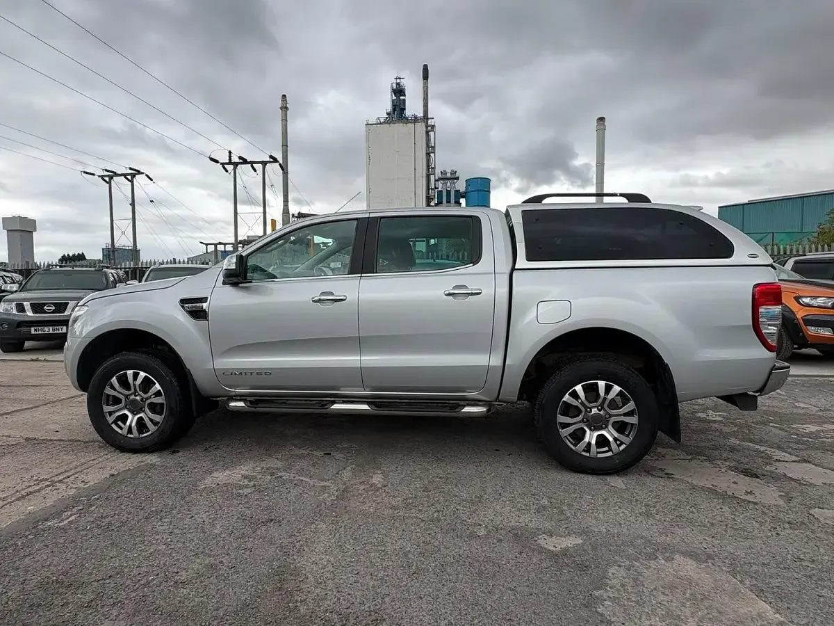 Used Ford Ranger Limited 150 HP (110 kW) 2014 Silver Pickup
