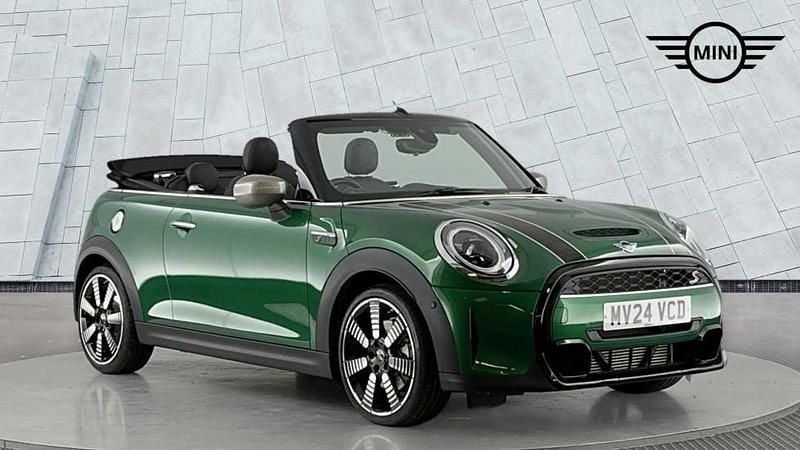 Green Used 2024 Mini Cooper S Exclusive Hatchback | £26,450 (Fair price) - Image 1/4