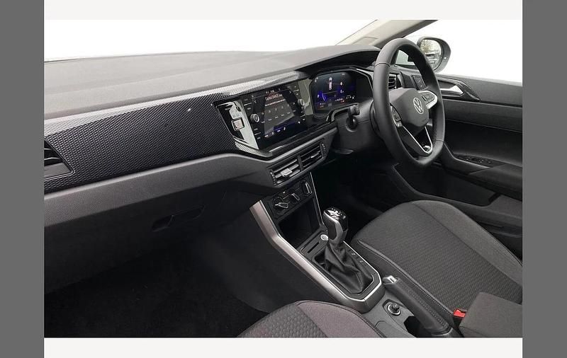 Used VW Taigo Match 115 HP (84 kW) 2025 Pure white SUV