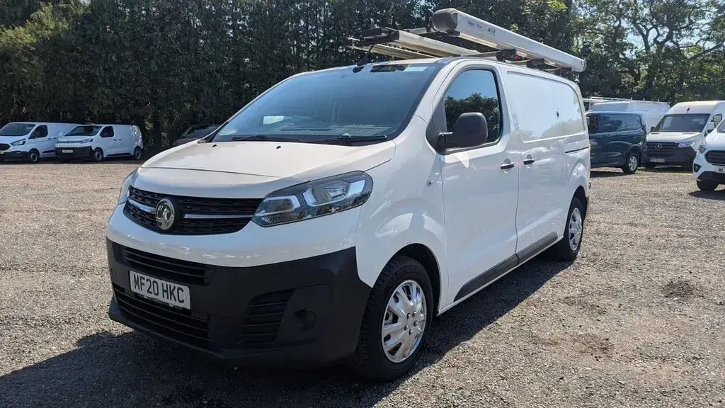 Used Vauxhall Vivaro Edition 100 HP (73 kW) 2020 White MPV