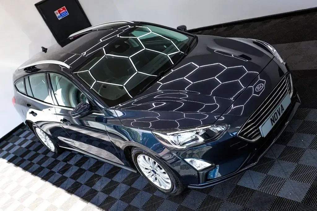 Used Ford Focus Titanium 155 HP (114 kW) 2020 Blue Estate