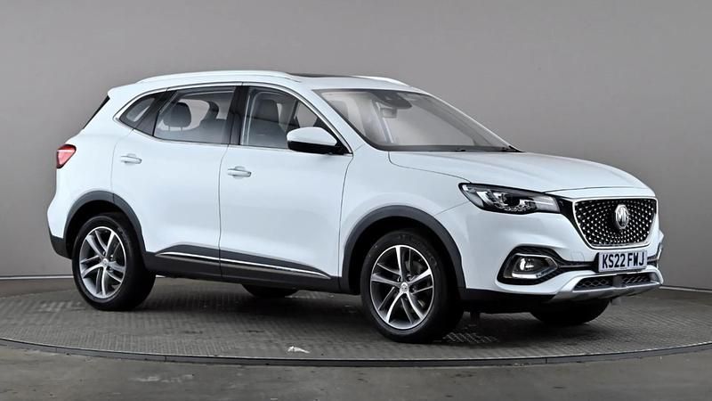 White Used 2022 MG HS Exclusive SUV | £19,998 - Image 1/4