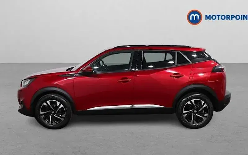 Usado Peugeot 2008 Allure Premium 101 HP (74 kW) 2022 SUV