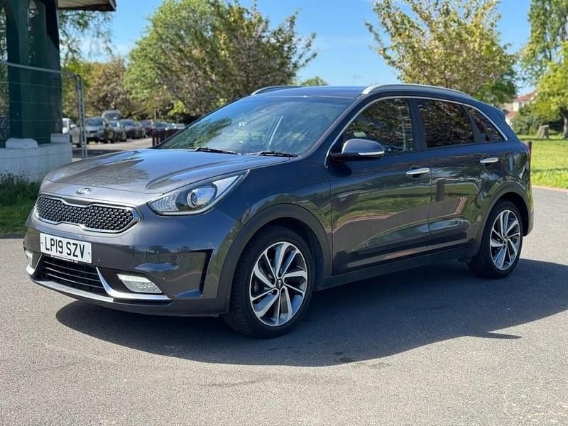 Gebraucht Kia Niro 139 PS (102 kW) 2019 Grau SUV