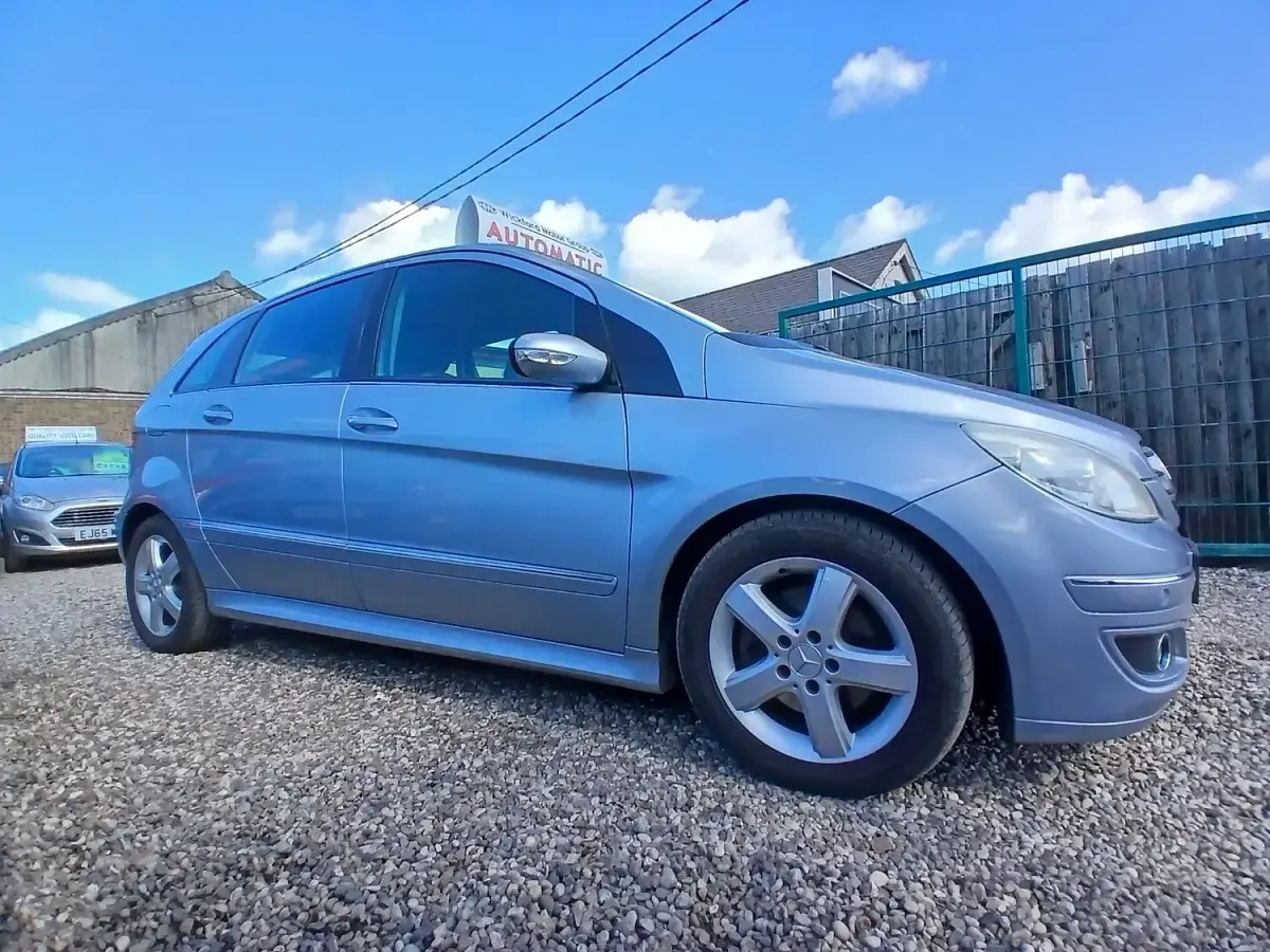 Used Mercedes B200 SE 2007 Blue MPV
